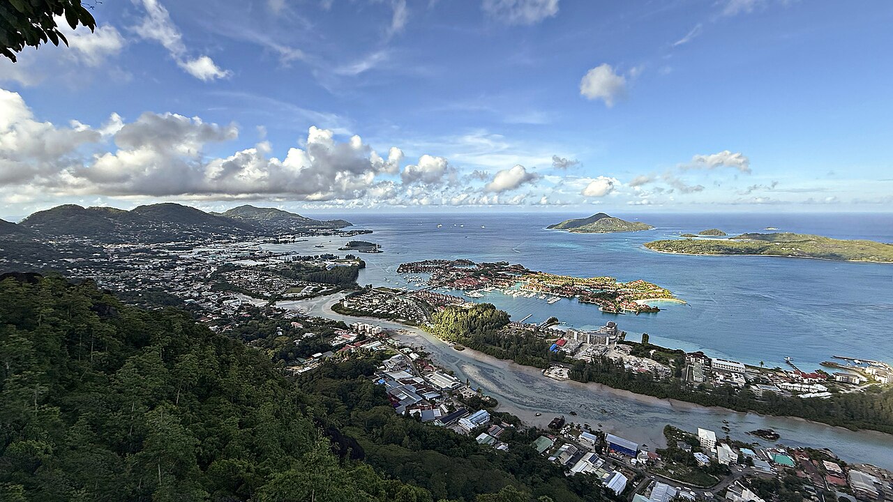 Seychelles tightens trustee disclosure and register duties